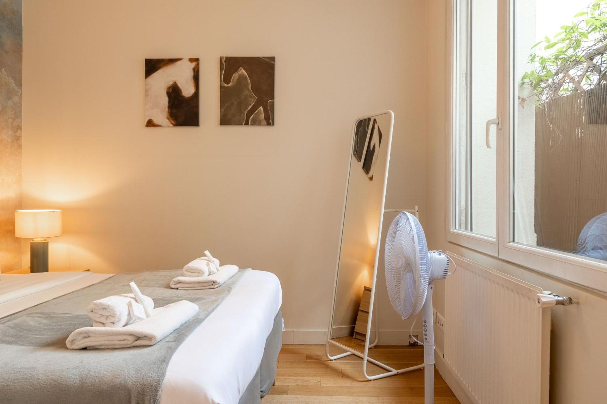 Appartement Spacieux Et Renove Paris Exterior photo